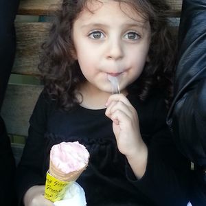 Meet your Posher, Lana